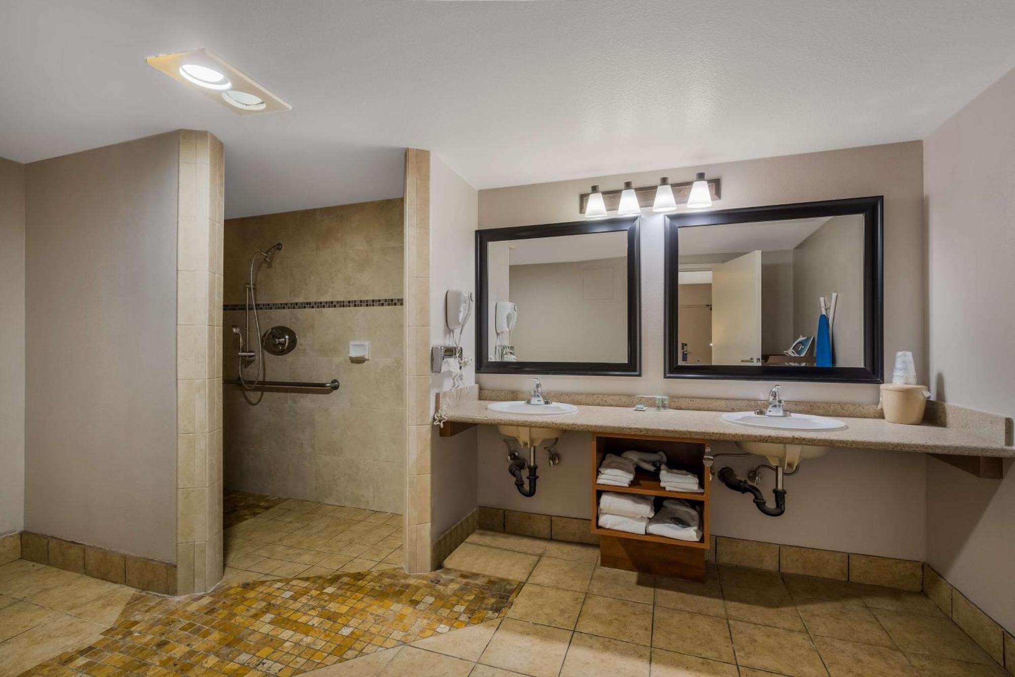 Best Western Diamond Bar Hotel y Suites Exterior foto