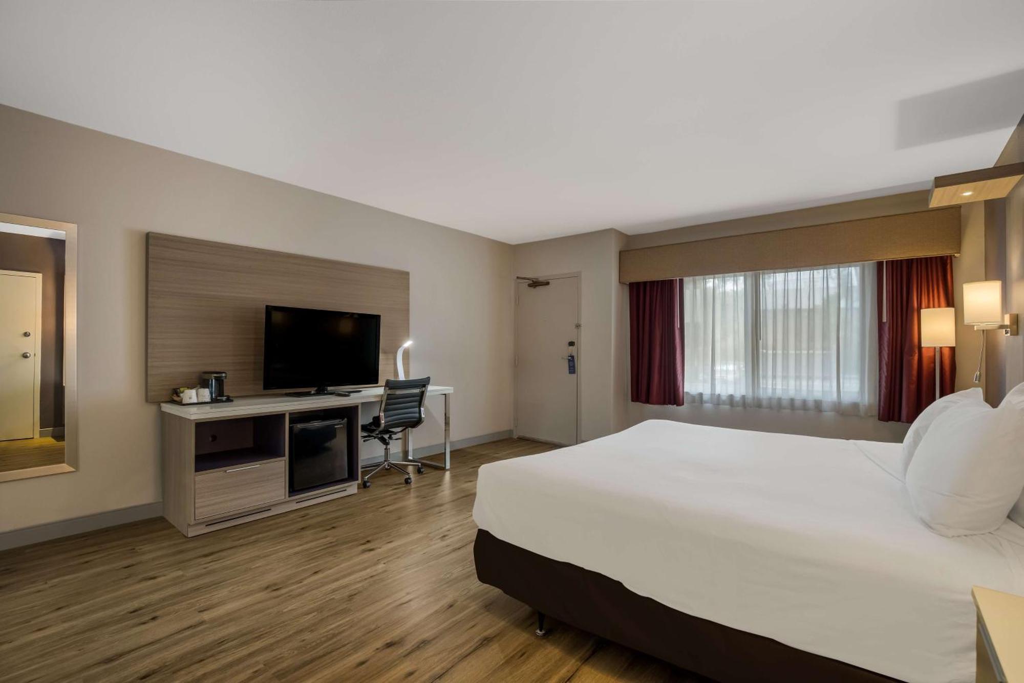 Best Western Diamond Bar Hotel y Suites Exterior foto