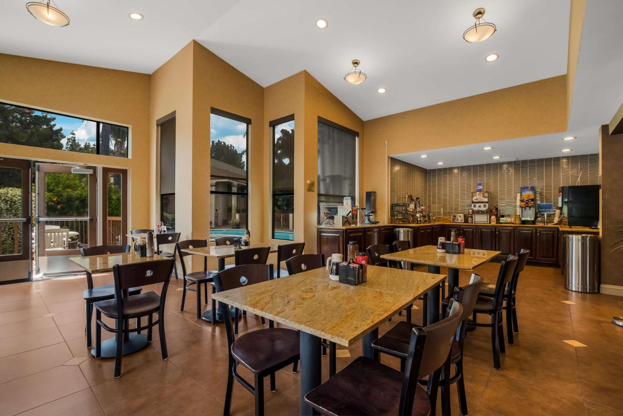 Best Western Diamond Bar Hotel y Suites Exterior foto